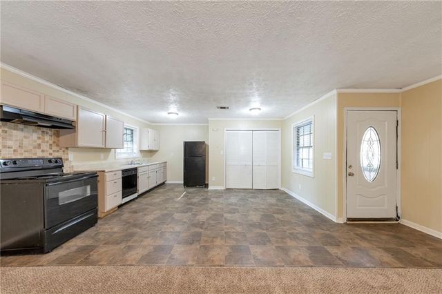 5835 Bearing Way, College Park, GA 30349