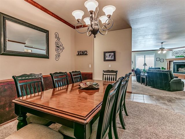 10124 Ashford Drive, Yukon, OK 73099