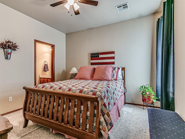 10124 Ashford Drive, Yukon, OK 73099