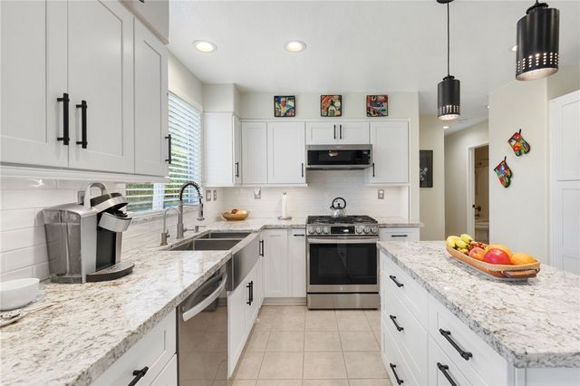 737 Beverly Road, Corona, CA 92879