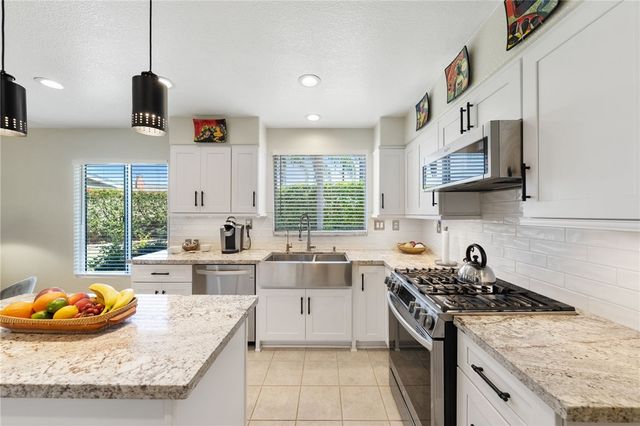 737 Beverly Road, Corona, CA 92879