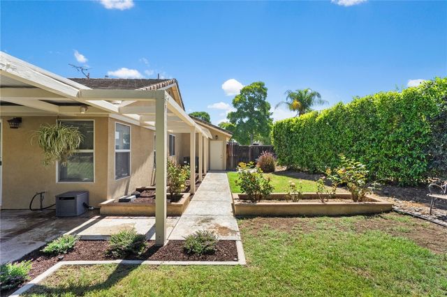 737 Beverly Road, Corona, CA 92879