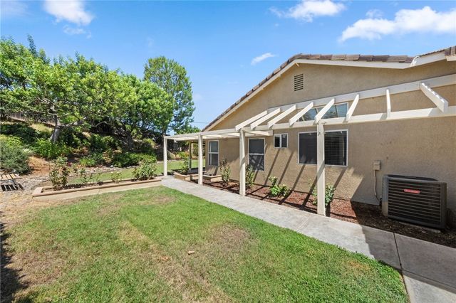 737 Beverly Road, Corona, CA 92879
