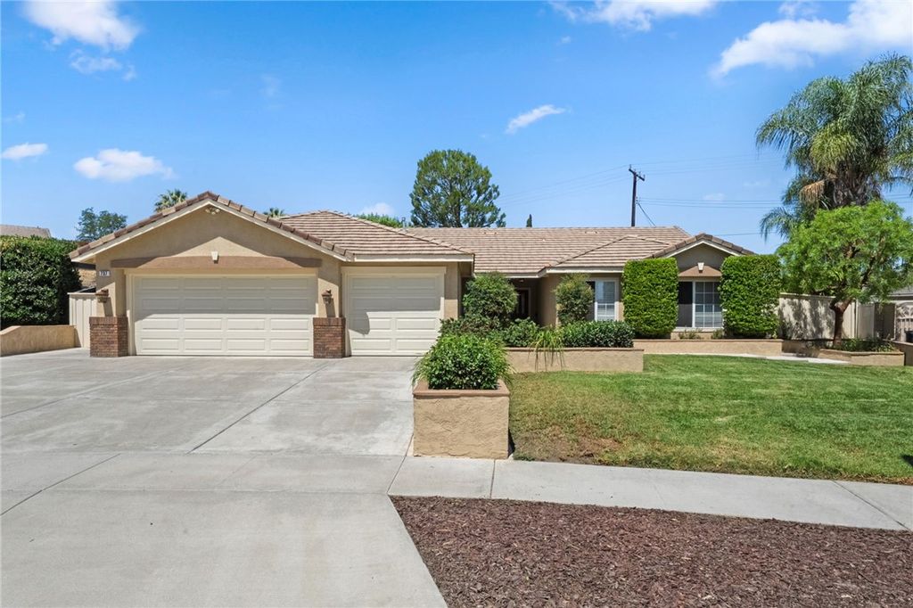 737 Beverly Road, Corona, CA 92879
