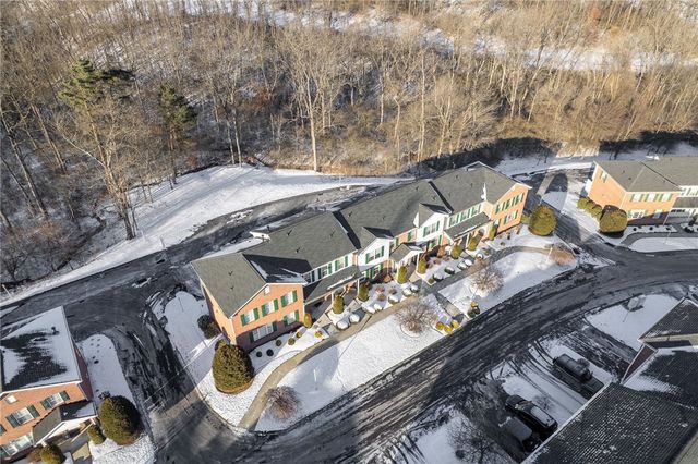 304 Northglen, Adams Twp, PA 15044