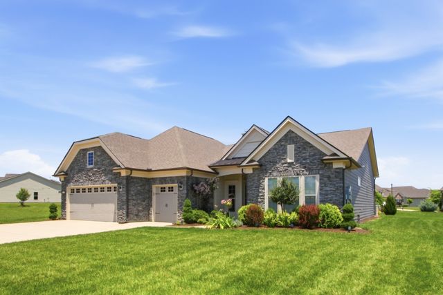 2204 Henderson Dr, Spring Hill, TN 37174