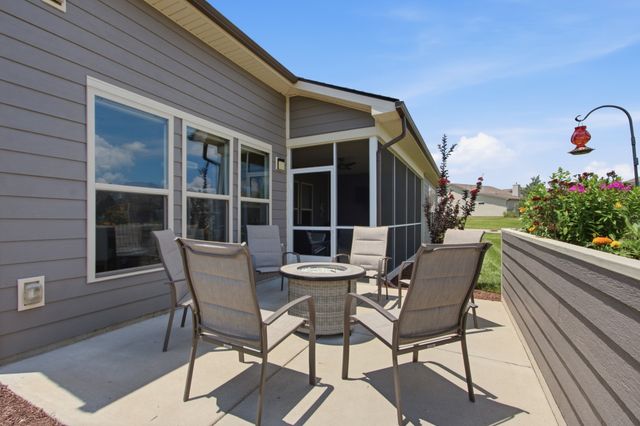 2204 Henderson Dr, Spring Hill, TN 37174