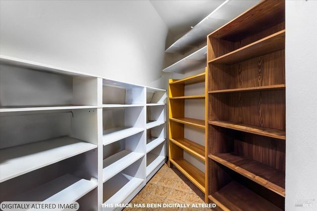 10045 Loch Haven Dr, Santa Rosa, CA 95404