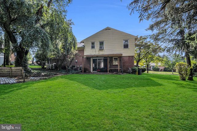 604 SHIELD STREET, Harrisburg, PA 17109