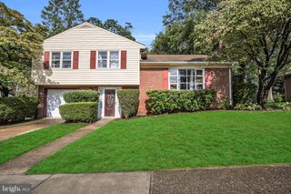 604 SHIELD STREET, Harrisburg, PA 17109