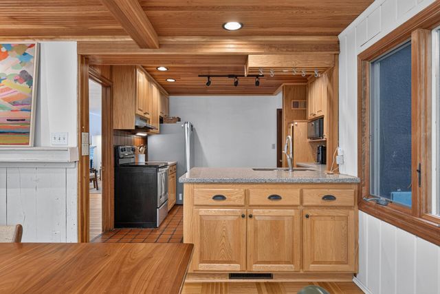 615 Utah Avenue S, Golden Valley, MN 55426