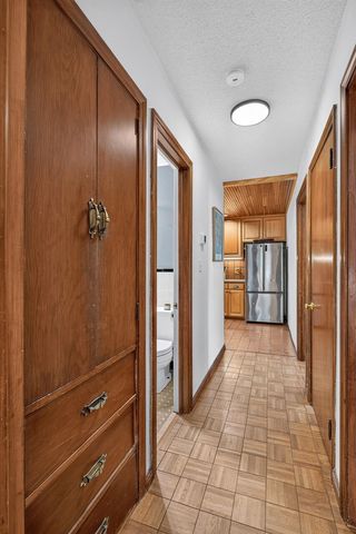 615 Utah Avenue S, Golden Valley, MN 55426