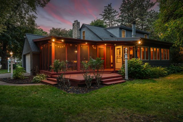 615 Utah Avenue S, Golden Valley, MN 55426
