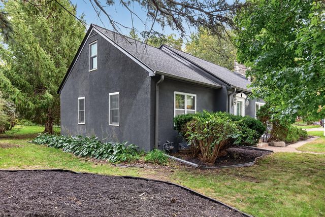 615 Utah Avenue S, Golden Valley, MN 55426