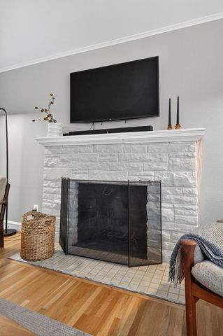 615 Utah Avenue S, Golden Valley, MN 55426