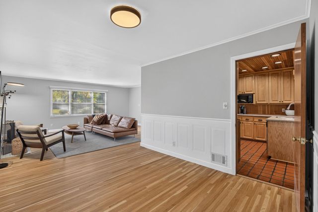 615 Utah Avenue S, Golden Valley, MN 55426