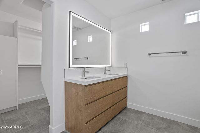 3221 N 37TH Street 18, Phoenix, AZ 85018