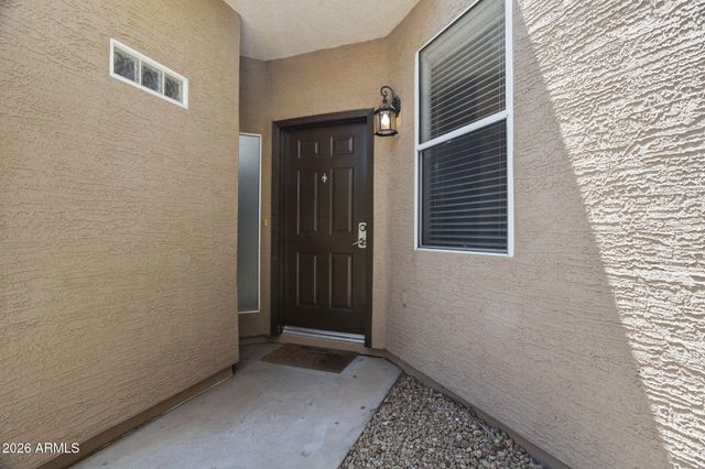3221 N 37TH Street 18, Phoenix, AZ 85018