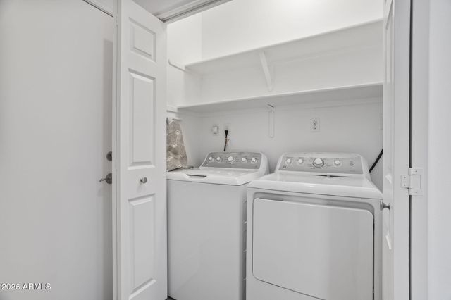 3221 N 37TH Street 18, Phoenix, AZ 85018
