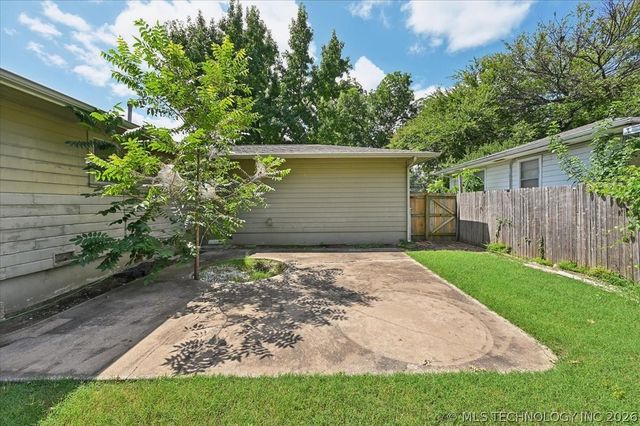 1609 E 55th Place, Tulsa, OK 74105