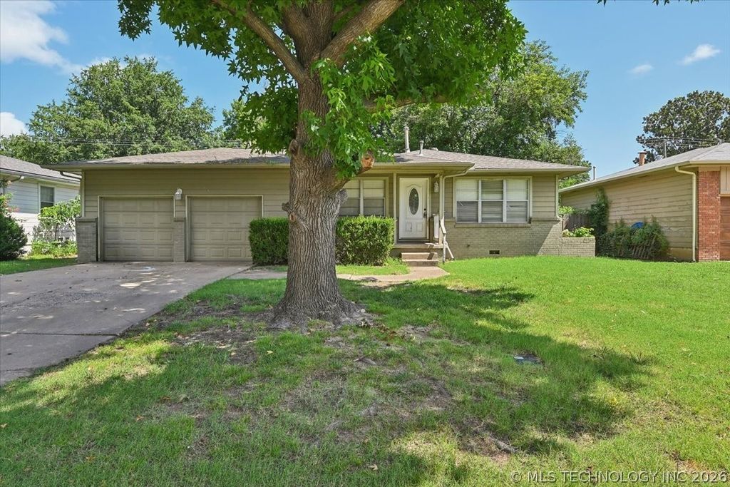 1609 E 55th Place, Tulsa, OK 74105