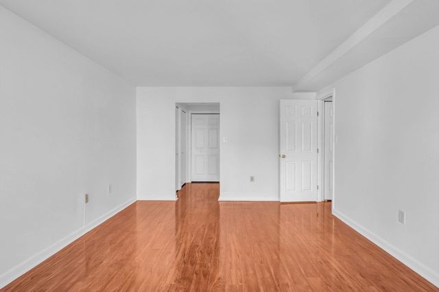 1 Commodore Court 202, Hull, MA 02045