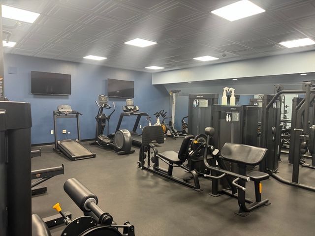 1 Commodore Court 202, Hull, MA 02045