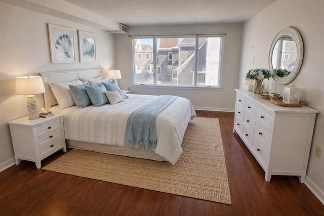 1 Commodore Court 202, Hull, MA 02045