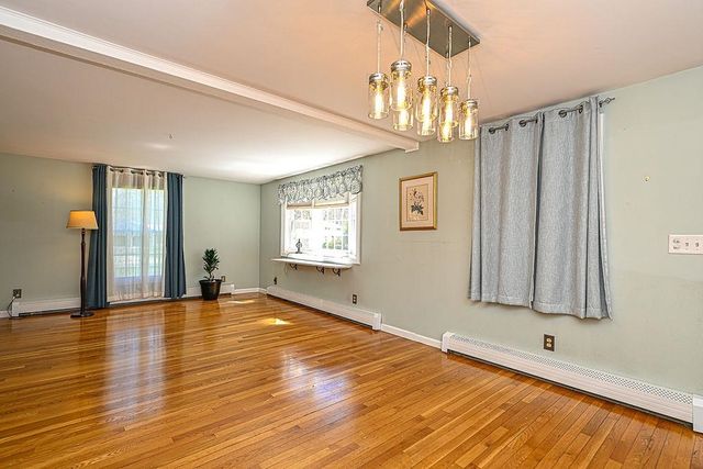 32 Hickory Drive, Amherst, NH 03031