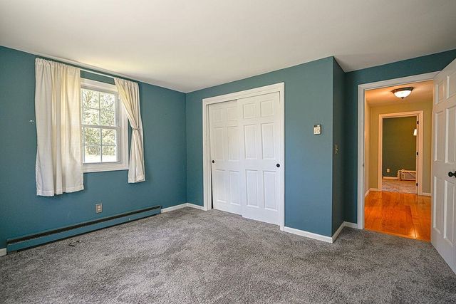 32 Hickory Drive, Amherst, NH 03031