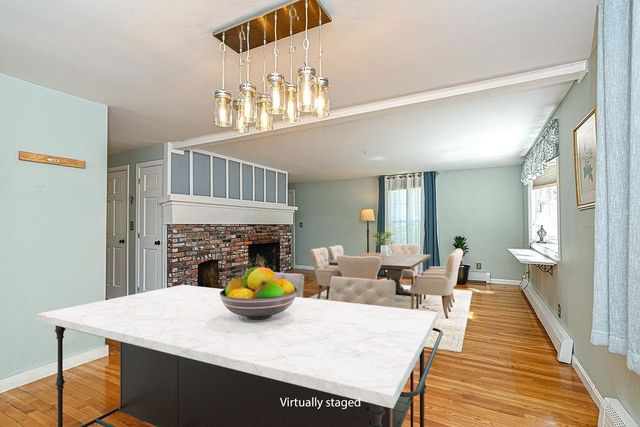 32 Hickory Drive, Amherst, NH 03031