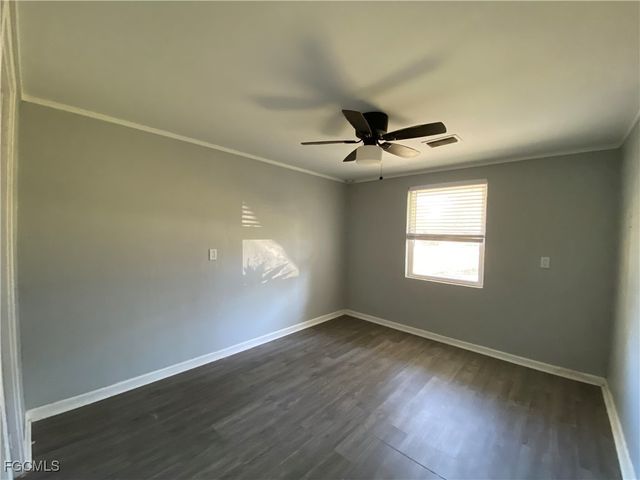 1539 Piney RD, North Fort Myers, FL 33903