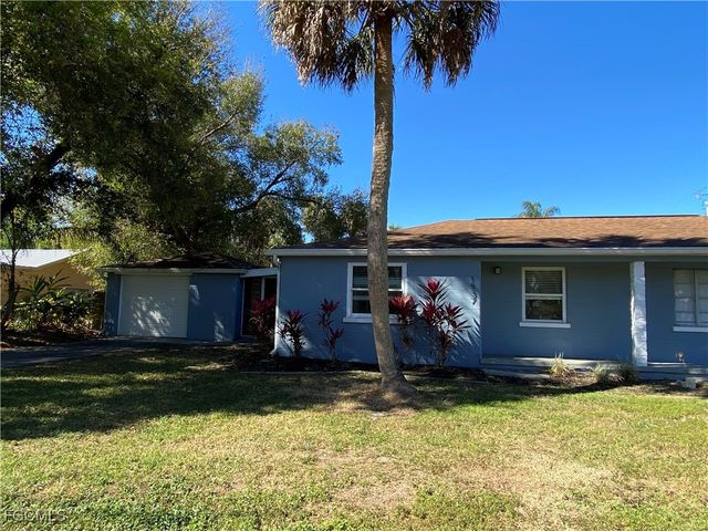 1539 Piney RD, North Fort Myers, FL 33903