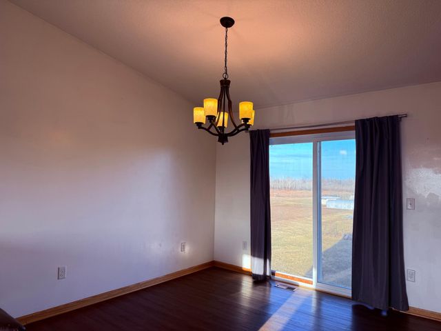 47575 Falcon Avenue, Rush City, MN 55069