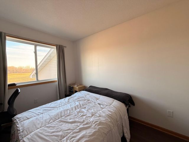 47575 Falcon Avenue, Rush City, MN 55069