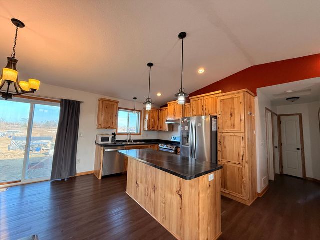 47575 Falcon Avenue, Rush City, MN 55069