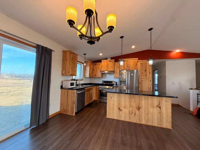 47575 Falcon Avenue, Rush City, MN 55069