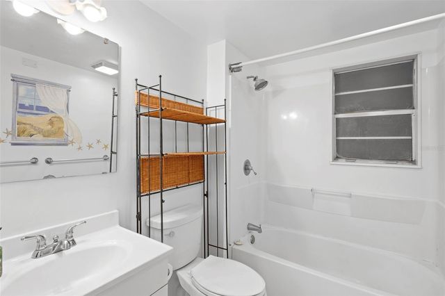 42554 MAGGIE JONES ROAD, Paisley, FL 32767