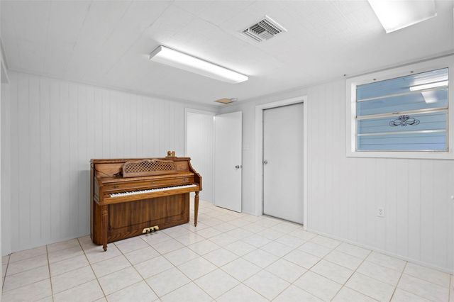 42554 MAGGIE JONES ROAD, Paisley, FL 32767