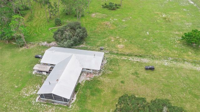 42554 MAGGIE JONES ROAD, Paisley, FL 32767