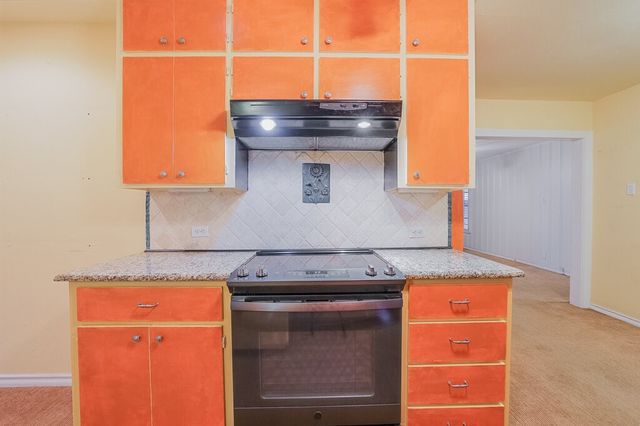 3413 Clary Avenue, Fort Worth, TX 76111
