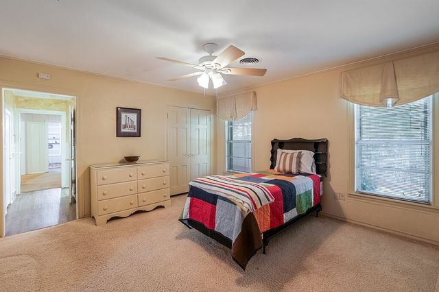 3413 Clary Avenue, Fort Worth, TX 76111