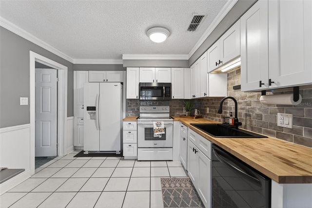 632 SWISS DRIVE, Lakeland, FL 33810