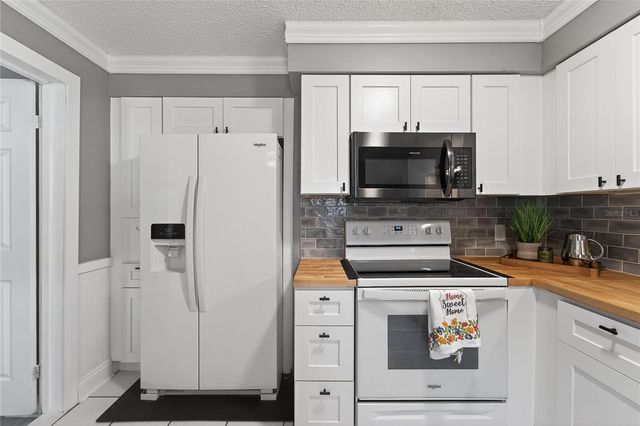 632 SWISS DRIVE, Lakeland, FL 33810