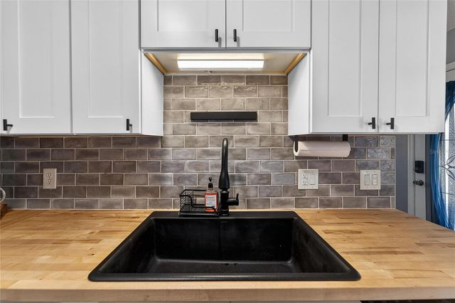 632 SWISS DRIVE, Lakeland, FL 33810