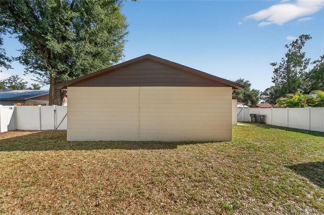 632 SWISS DRIVE, Lakeland, FL 33810