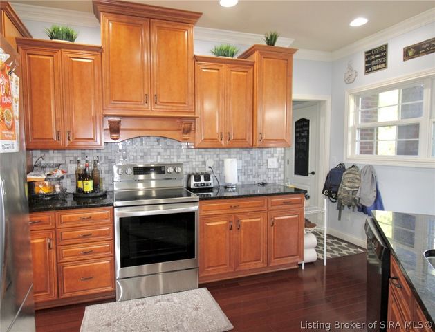 4415 Chickasawhaw Drive, Sellersburg, IN 47172