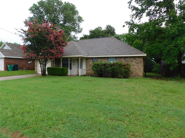 304 Joshua Street, Denton, TX 76209