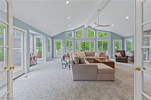 18050 Elliott Drive, Chagrin Falls, OH 44023