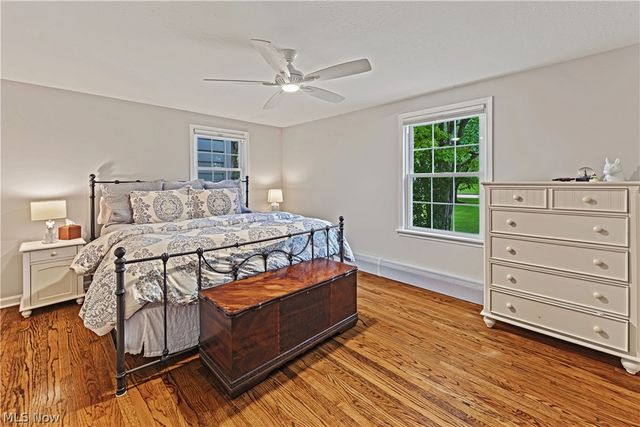 18050 Elliott Drive, Chagrin Falls, OH 44023